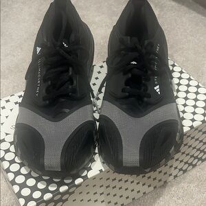 Adidas by Stella McCartney women’s ultra boost 23 size 10